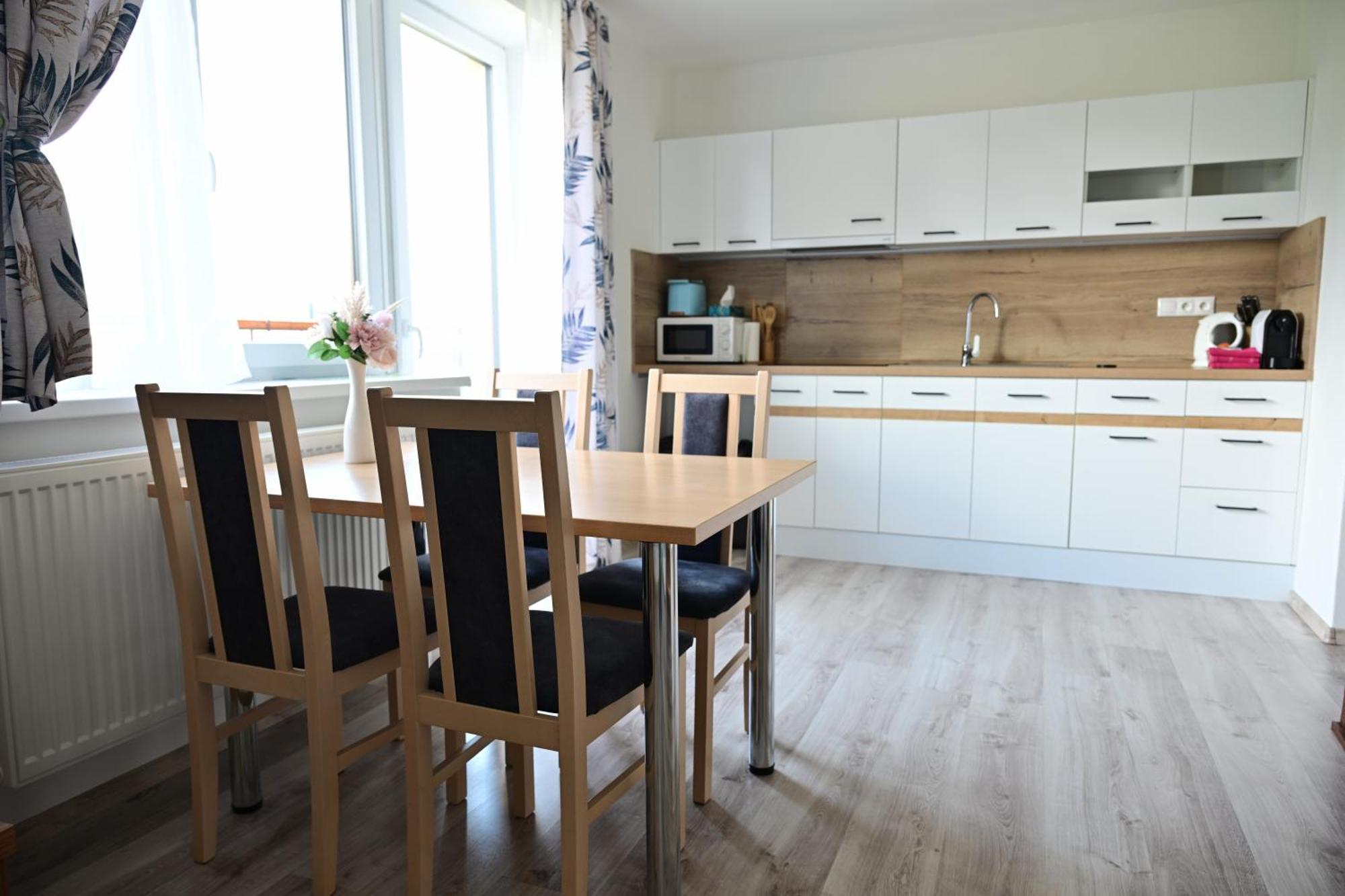 Apartmany Zara Nova Lesna Exterior photo