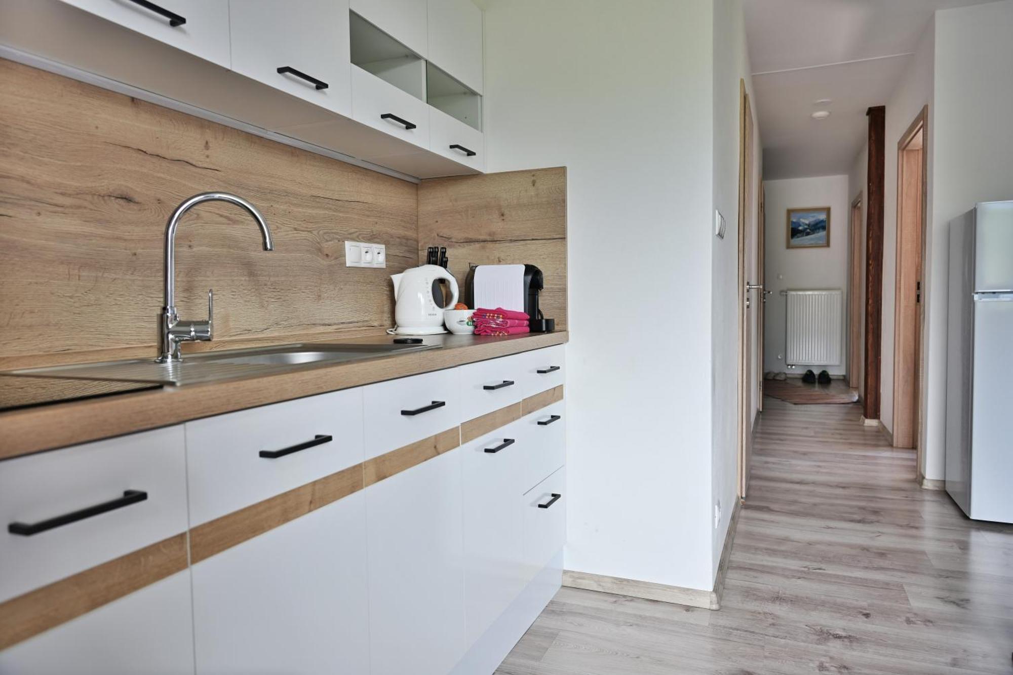 Apartmany Zara Nova Lesna Exterior photo